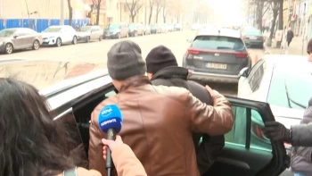 Шокиращи разкрития: Политик кумувал на арестувания шеф на МВР