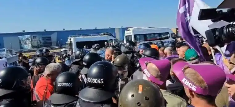 Екшън край АМ „Тракия“, полиция се намеси спешно и закопча…