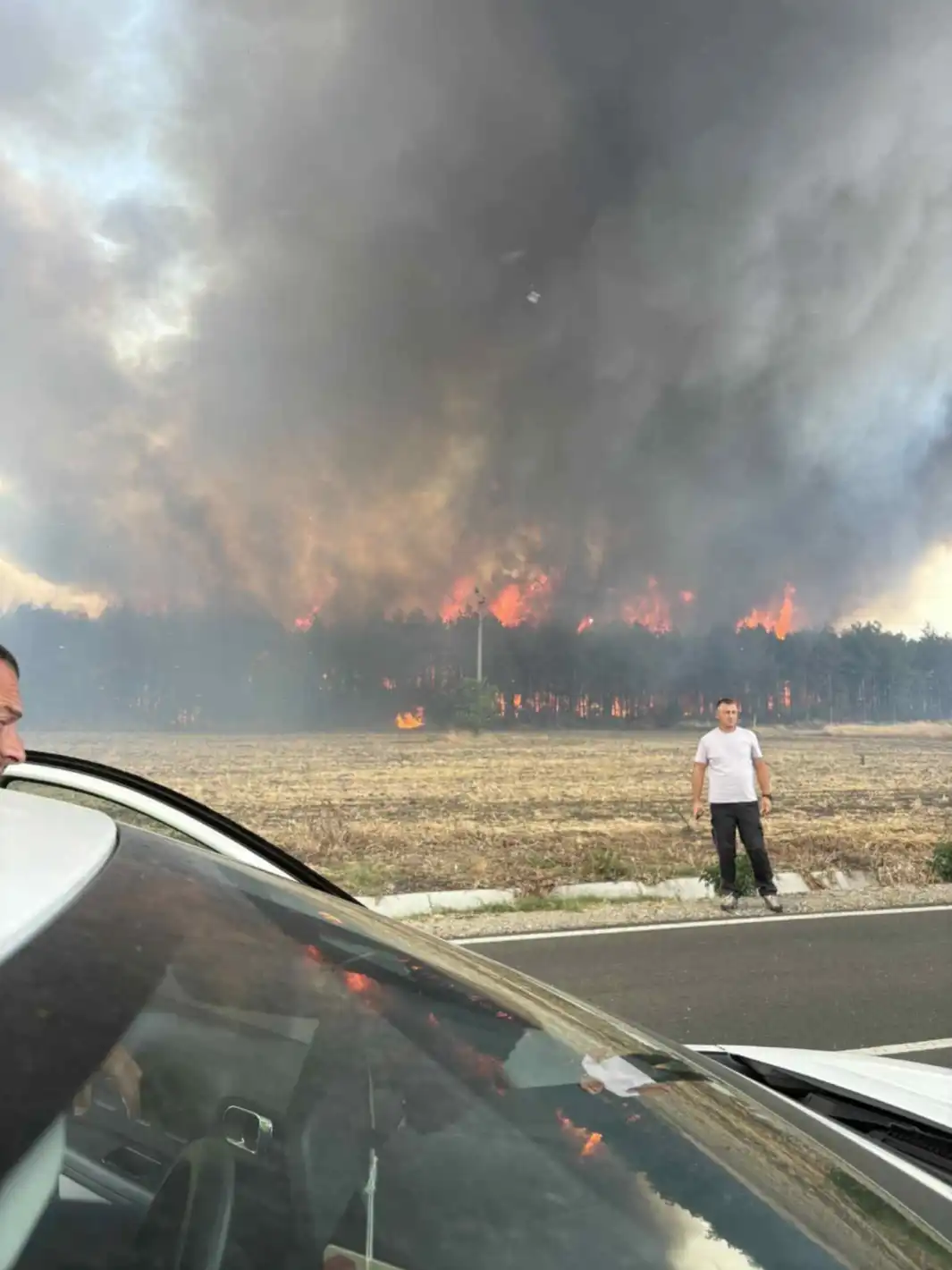 Нов ужас край морето: Евакуират хора, страшно е! Видео