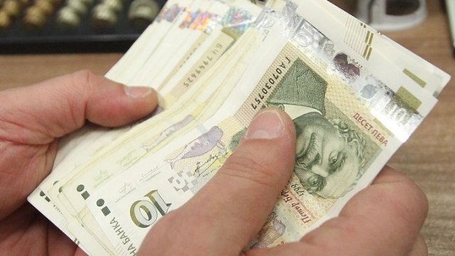 Вдигат пенсиите с 4,6% – ето кога влиза в сила!