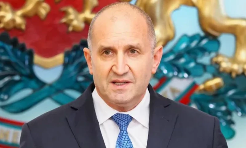 Радев с извънредно обръщение към нацията, ето какво се случва