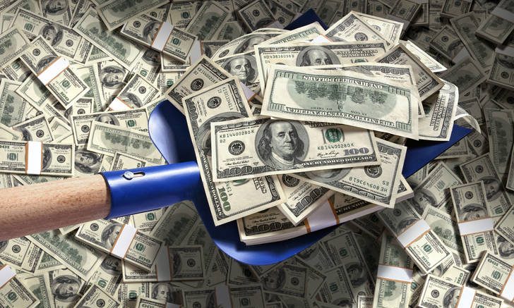 5 зодии ще ринат пари с лопата през 2026 година