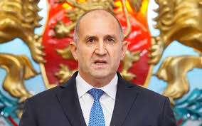 Близък до Радев обяви името на партията, ето и имената в партията: