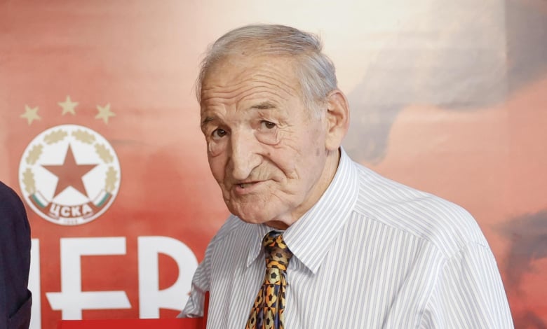 Скръбна вест! Почина големия Димитър Пенев