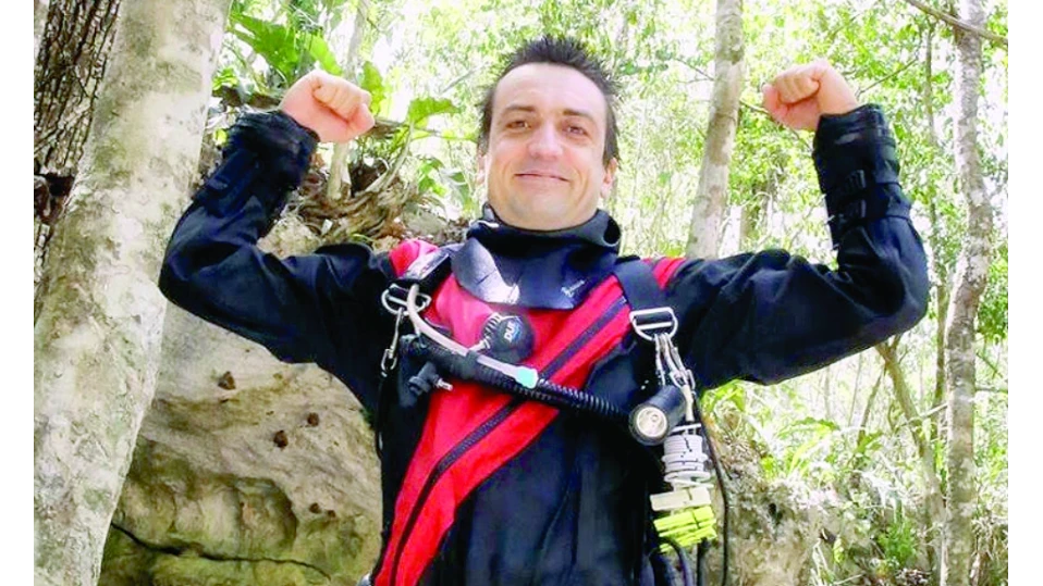 Разследващи отвориха телефона на Ивайло Калушев, вътре намериха клипове със..