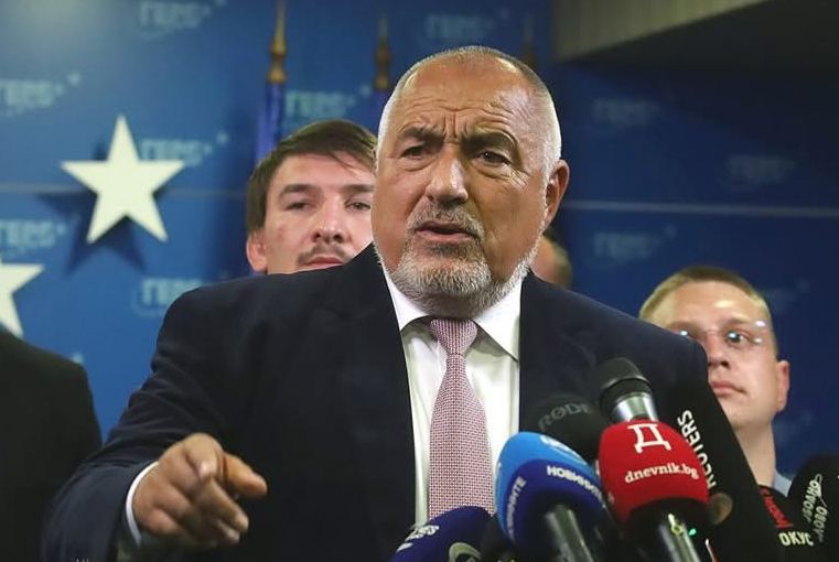 Бойко Борисов се ядоса, започна масова чистка, изхвърля…