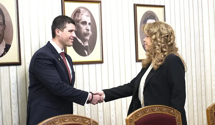 Йотова с гореща новина за служебния премиер, ще е…