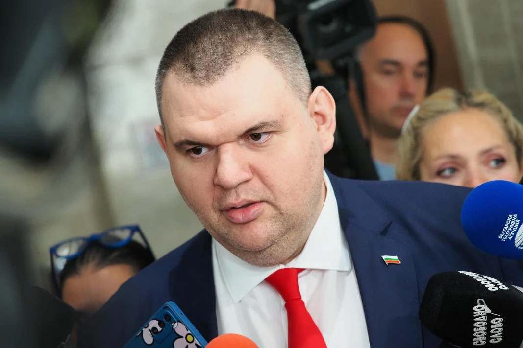 Извънредна новина от Пеевски