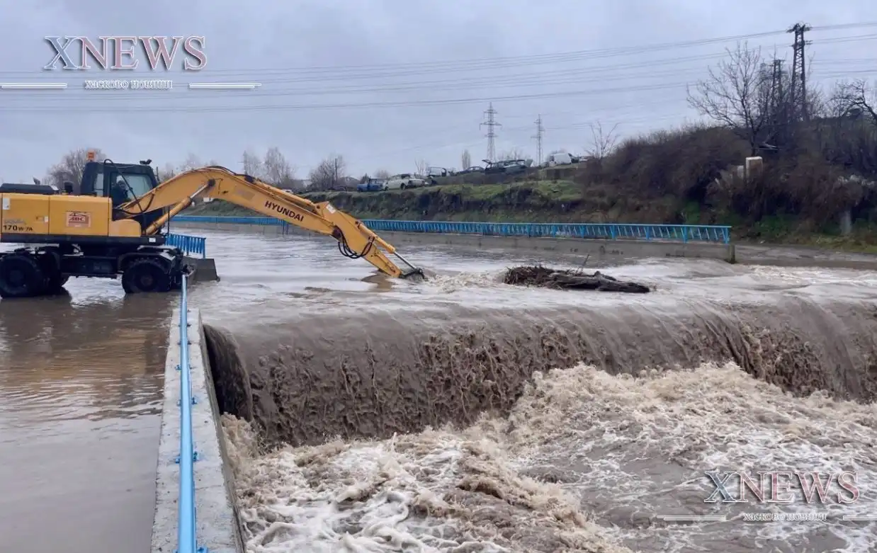 Нов ужас: Евакуират хора, страшно е! Видео