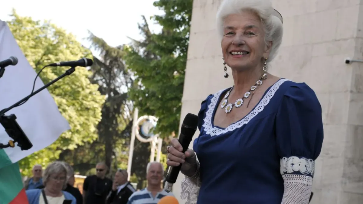 Извънредно: Току що съобщиха, че Янка Рупкина е била..