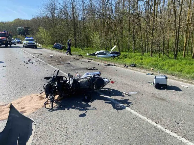 Извънредно! Жестока катастрофа, моторист загина на място