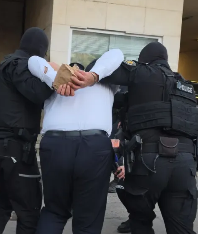 С един изстрел в лицето: Нови разкрития за убийството на Слави Бинев