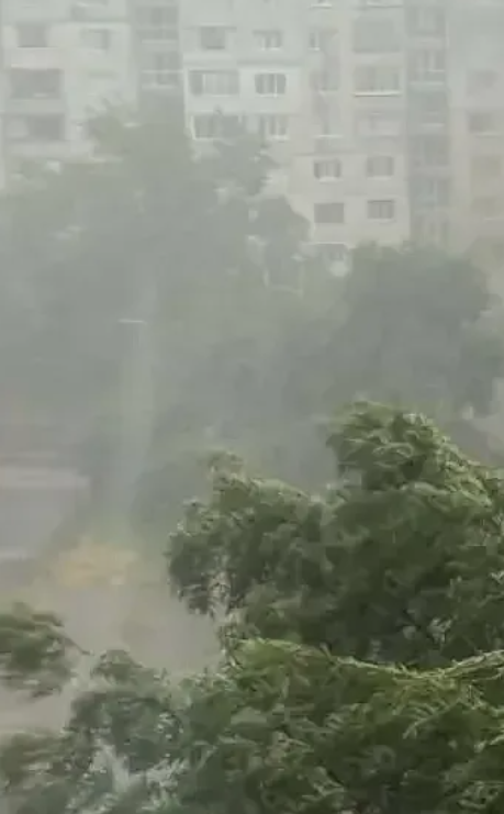 Потоп дебне до часове наш основен град